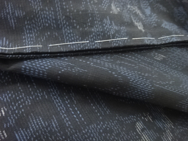  草花模様織り出し本場泥大島紬着物アンサンブル